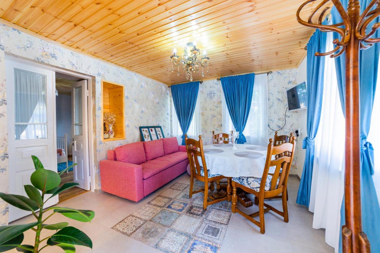 Savanna Guest House Dedoplis Tskaro Extérieur photo