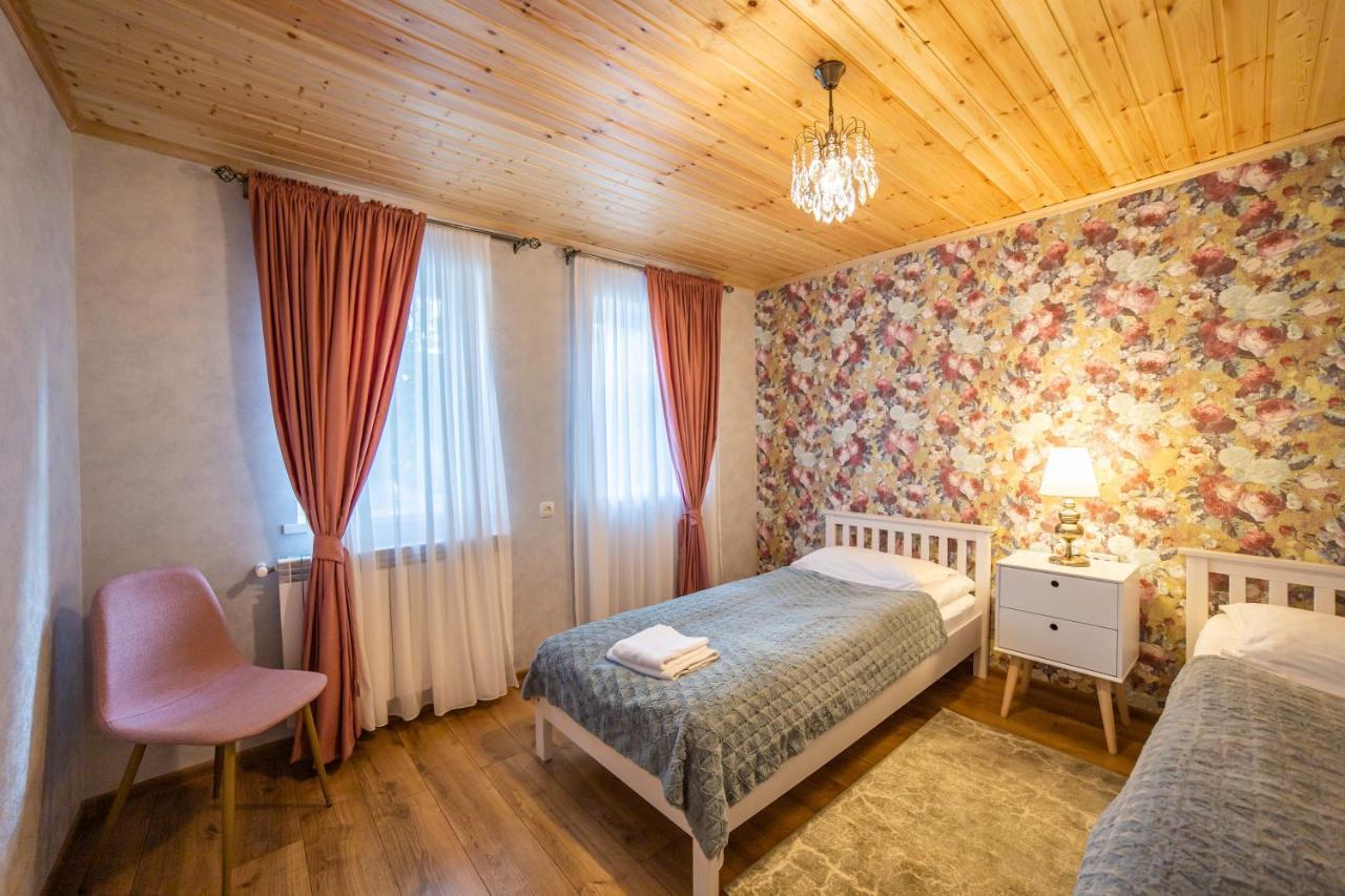 Savanna Guest House Dedoplis Tskaro Extérieur photo